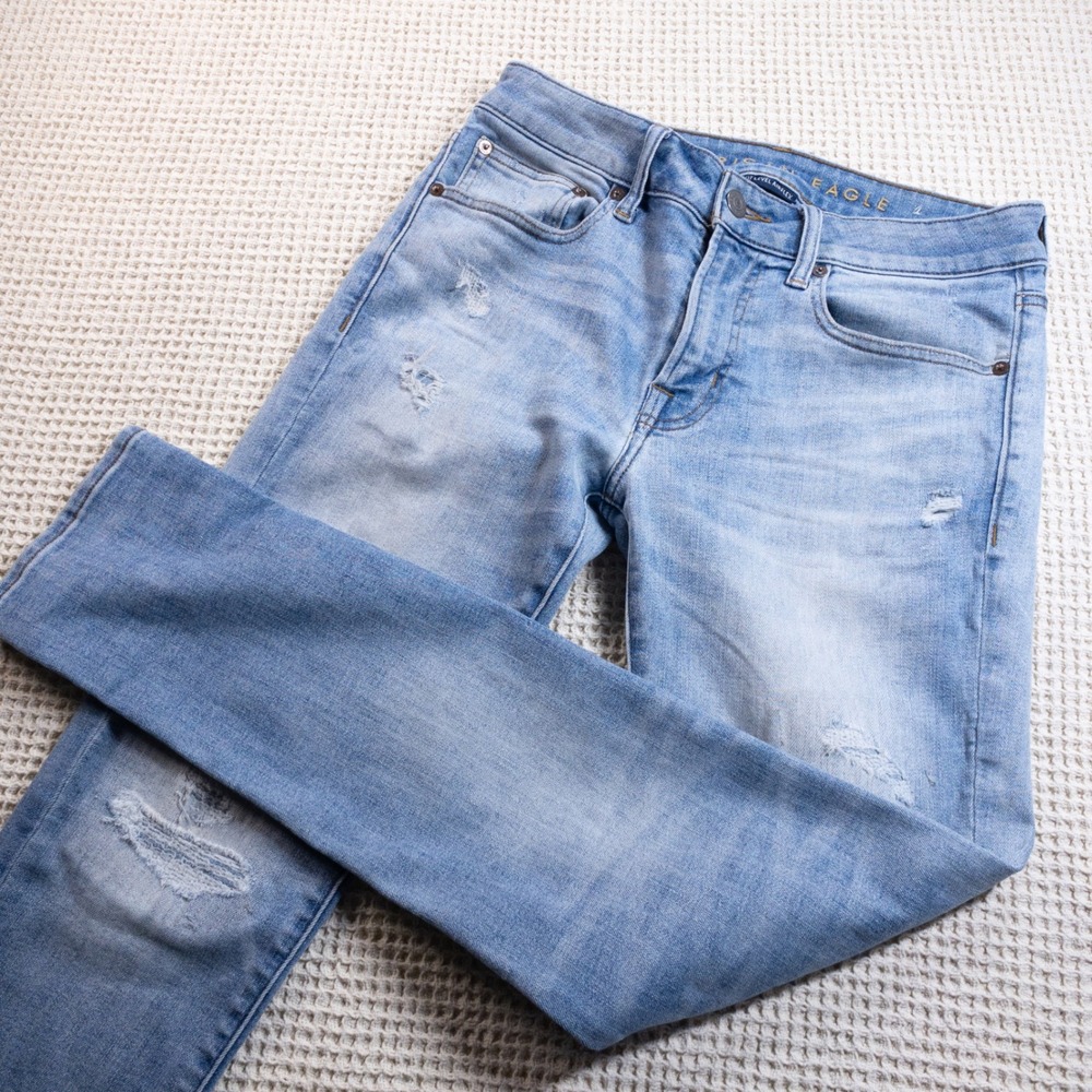 American Eagle Ne(x)t Level Airflex Slim Distressed Light Wash Jeans 31x32